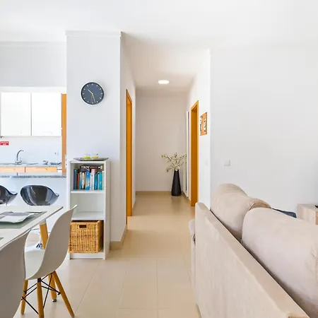 Apartment Moderne A Avec Piscine Et Parking - Pt-1-48 *